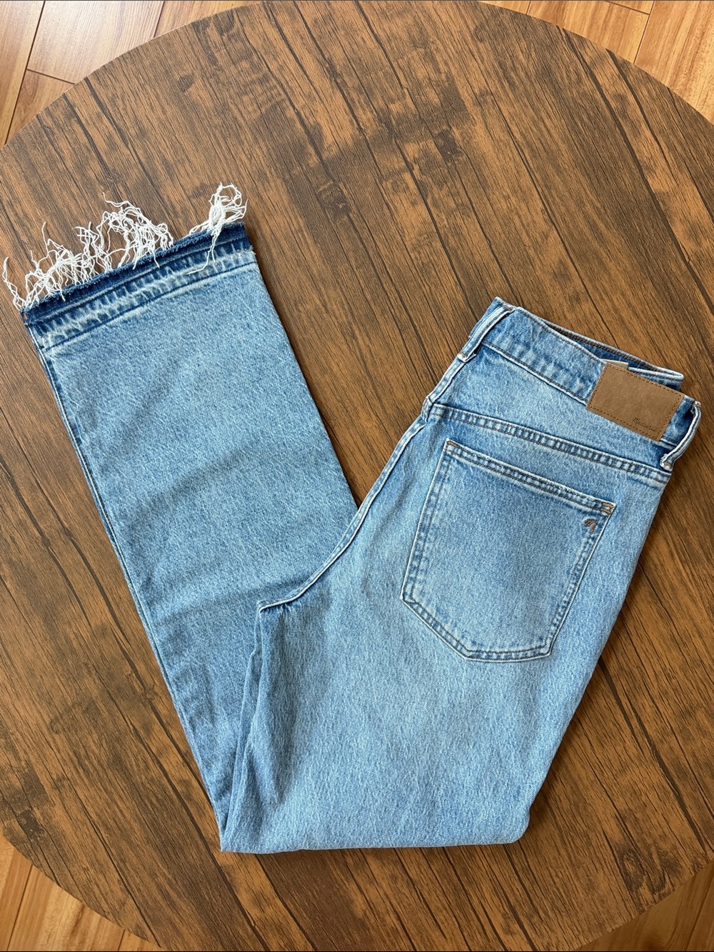 NWT Madewell Mid-Rise ’90s Straight Jeans Raw Hem Size 29 - Picture 4 of 7